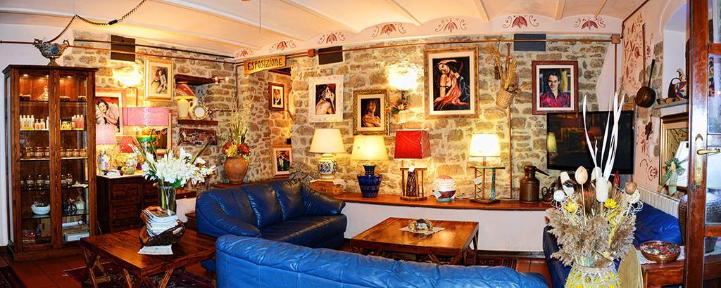 Agriturismo Oasi Verde Mengara Hotel Губио Екстериор снимка